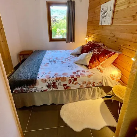 Roc N' Vol Au Coeur Du Verdon Apartmán *